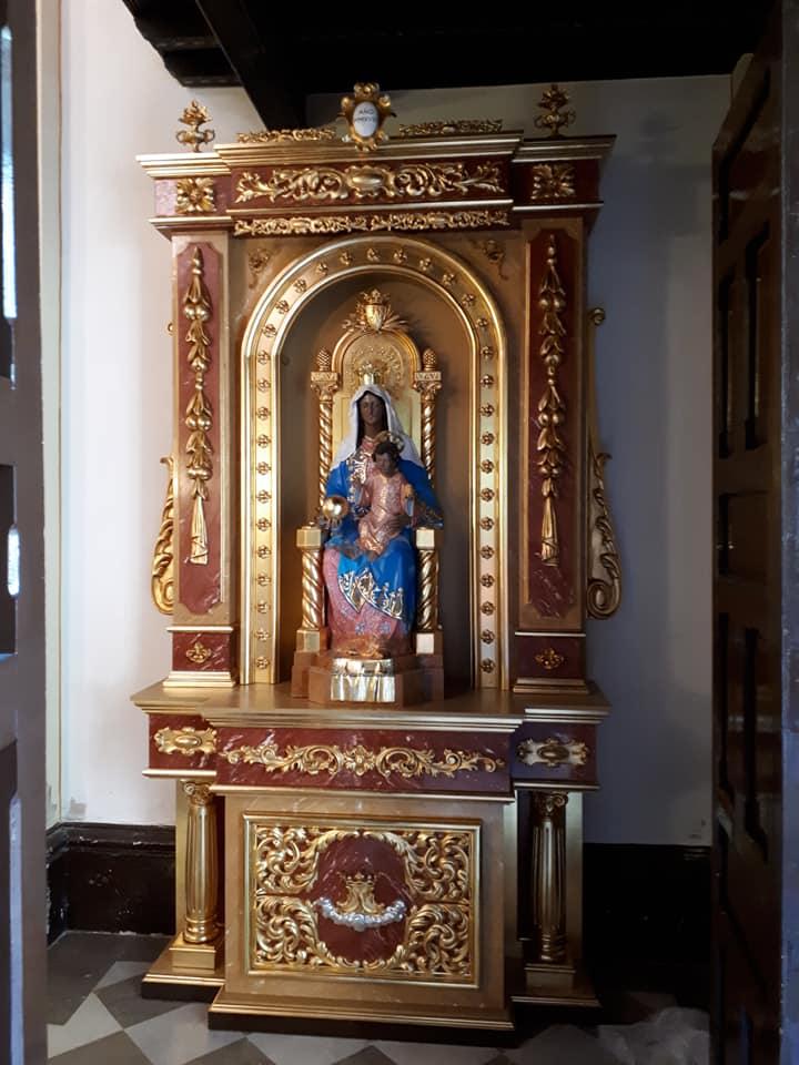 Retablo, Virgen de Montserrat de Granda